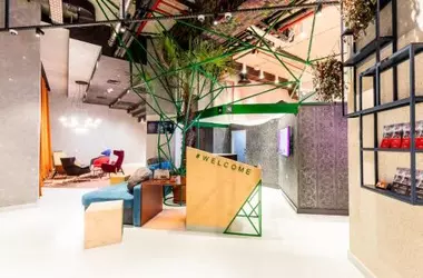 هتل  مووینپک